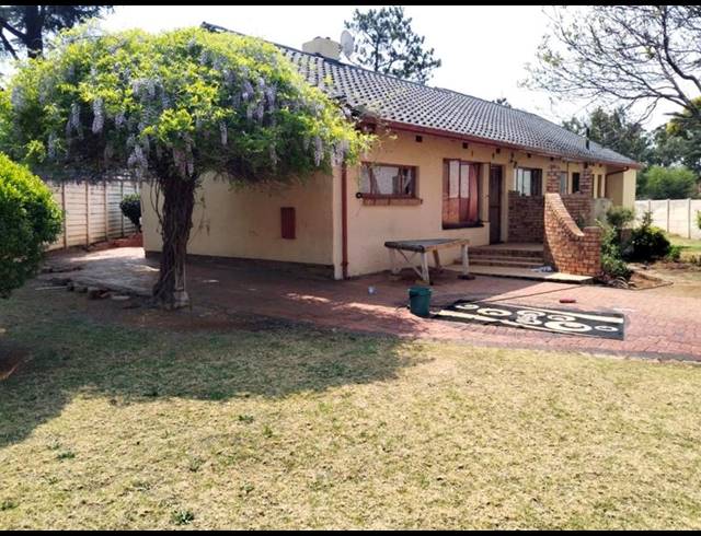 4 BEDROOM HOUSE FOR SALE IN KIBLER PARK